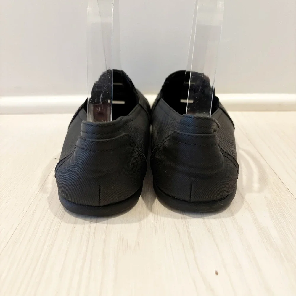 SafeTstep Slip On Shoes Women Size 7 Black Slip Resistant Work Flats Server